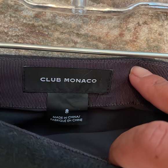 CLUB MONACO | Grey A-line Wool skirt - Picture 2 of 4